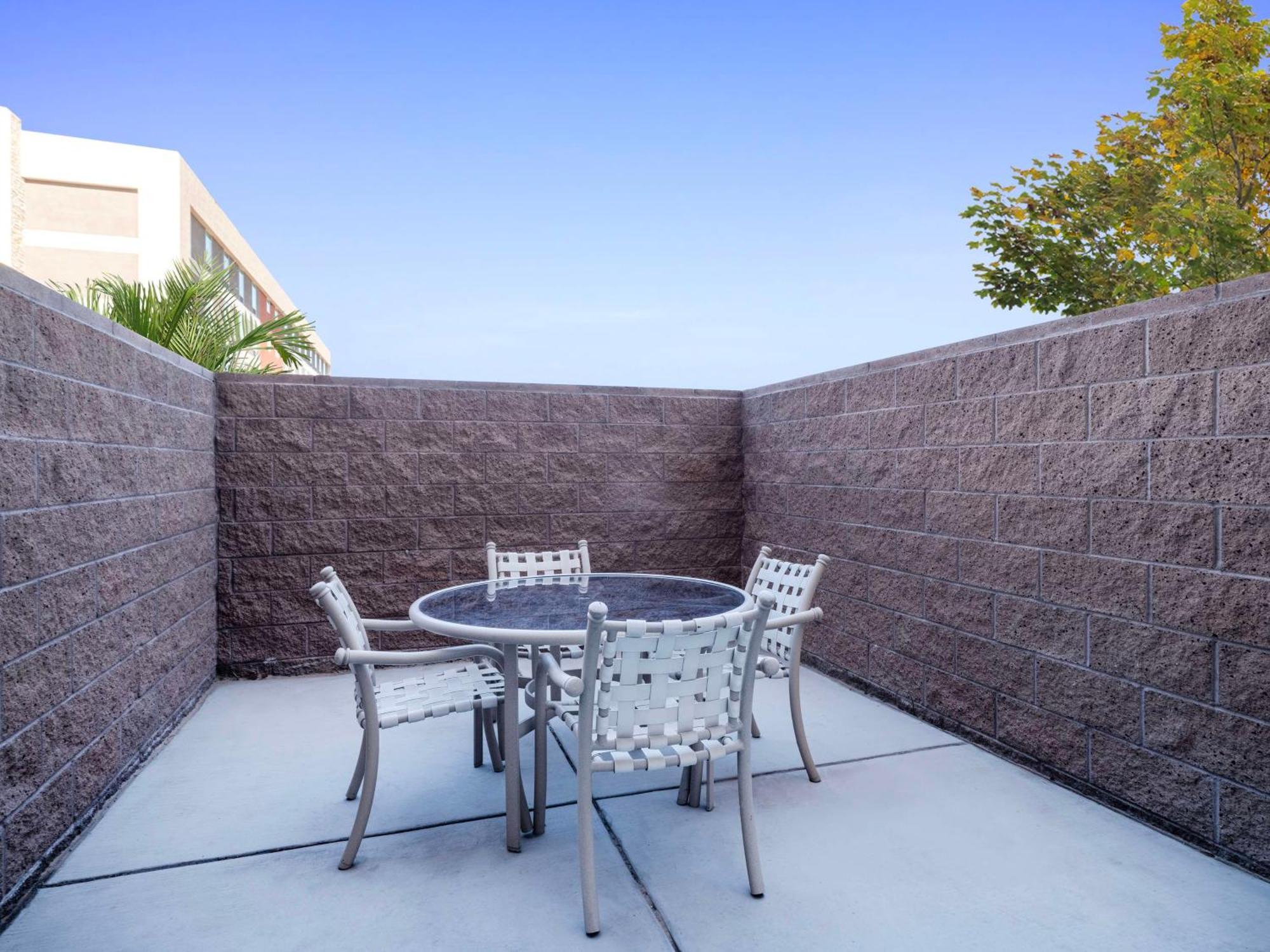 Hilton Garden Inn Las Vegas Strip South Екстер'єр фото