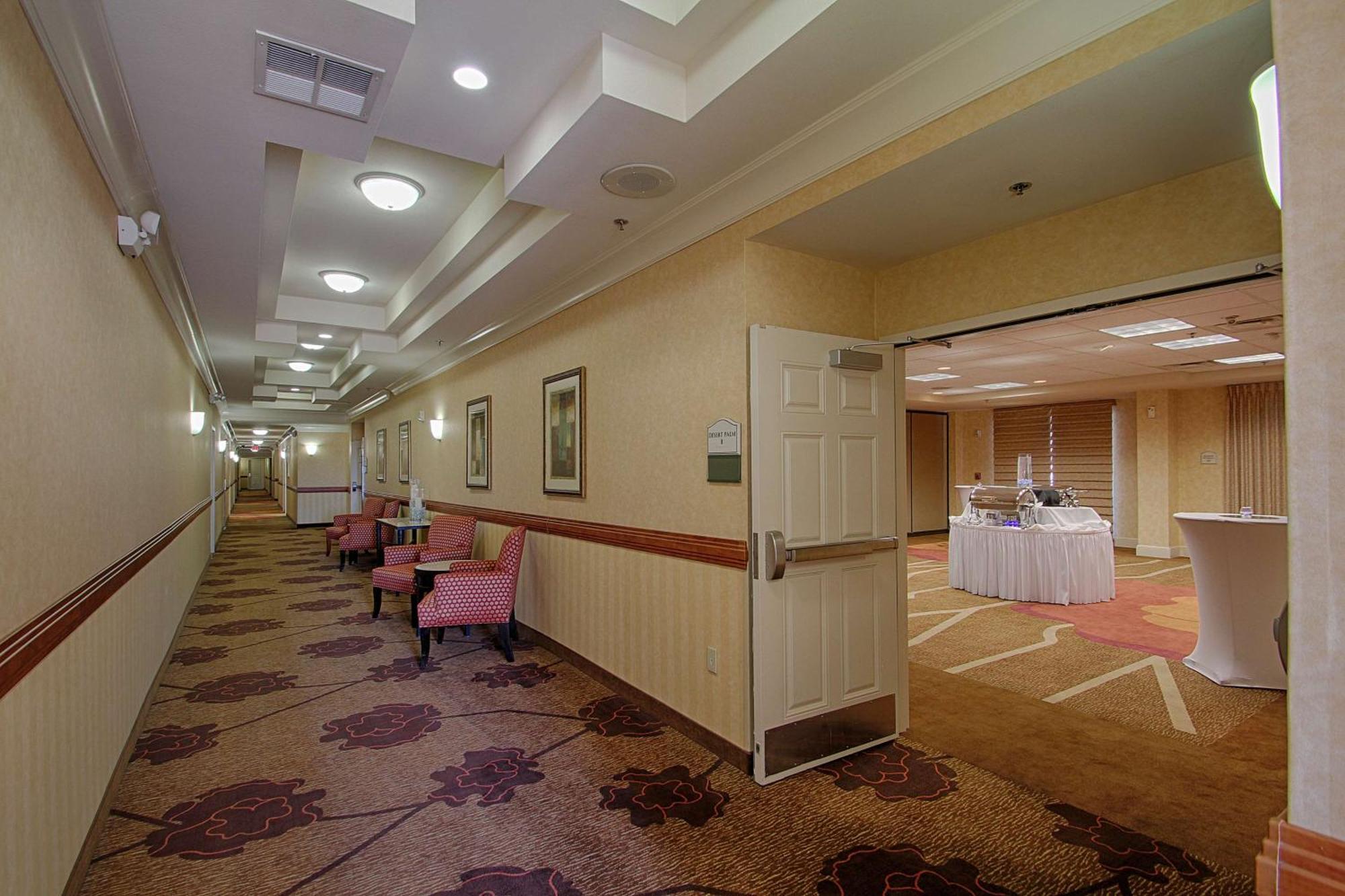 Hilton Garden Inn Las Vegas Strip South Екстер'єр фото